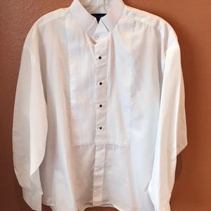 Men's Formal Dress Shirt. 15-15.5/32-33.